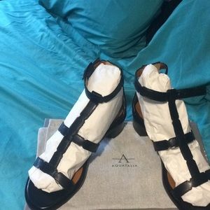 Aquatalia BLK sz8 women Sandal